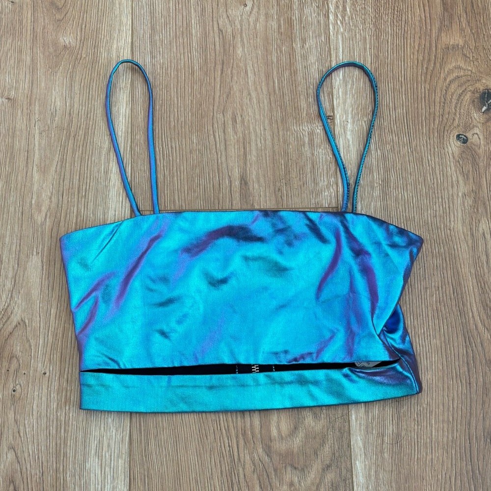 Millau Iridescent Going Out Top